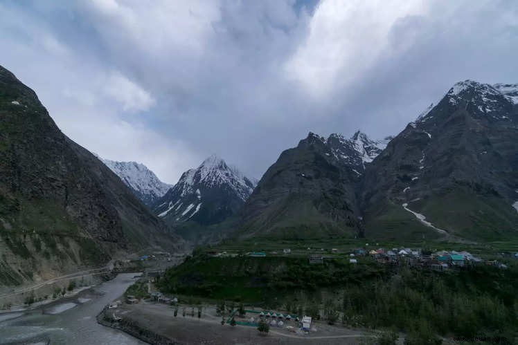 Höhepunkte der Autobahn Manali - Leh, an denen es sich lohnt, anzuhalten! 