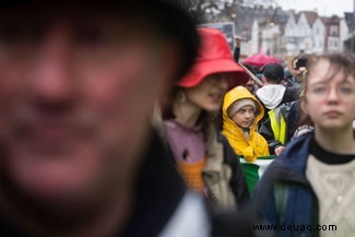 Denken Sie daran, dass Veränderungen nicht über Nacht geschehen werden, aber wenn genügend Menschen darauf drängen, dann werden Veränderungen kommen – Rede von Greta Thunberg in Bristol 