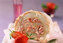 Erdbeer-Baiser-Roulade 