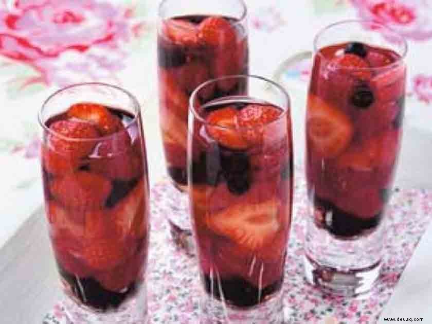Rosé- und rote Beerengelees 