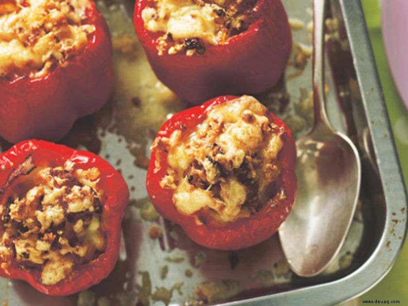 Mit Feta und Couscous gefüllte Tomaten 