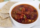 Herzhafte Chili-Rindfleisch- und Bohnensuppe: Einfaches, nährstoffreiches Rezept
