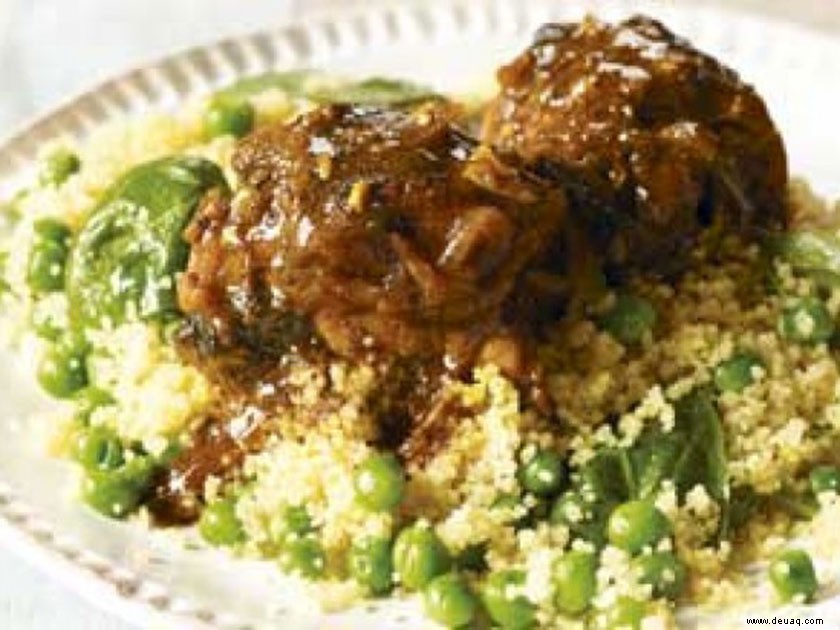 Gebackenes gewürztes Hähnchen mit Couscous 