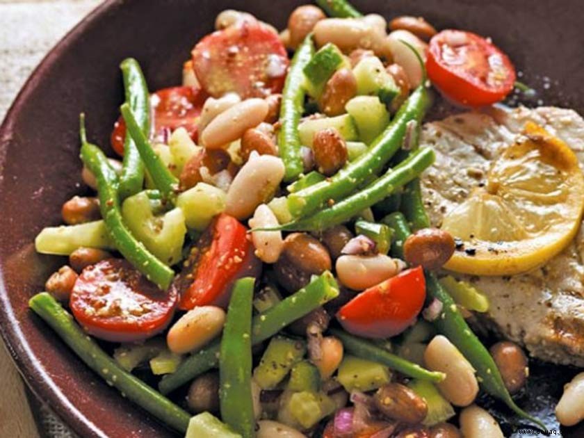 Gemischter Bohnensalat mit Senfdressing 