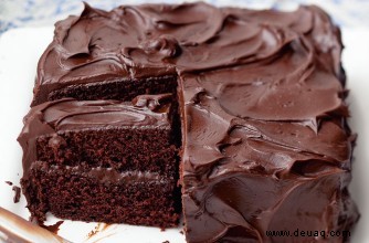 Wie man Schokoladenfondantkuchen macht 