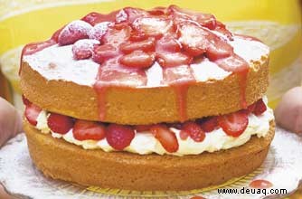 Erdbeeren und Sahnetorte 