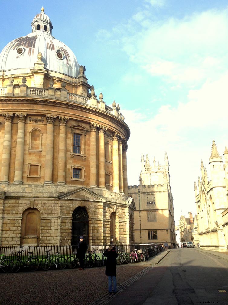 So sehen Sie Oxford, England für weniger als 100 £ 