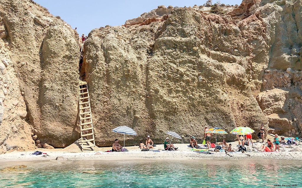 9 Gründe, diese unberührte griechische Insel zu besuchen, bevor die Touristen hereinstürmen 