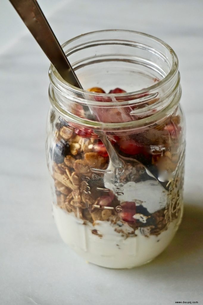 5 Make-Ahead Mason Jar Breakfasts 