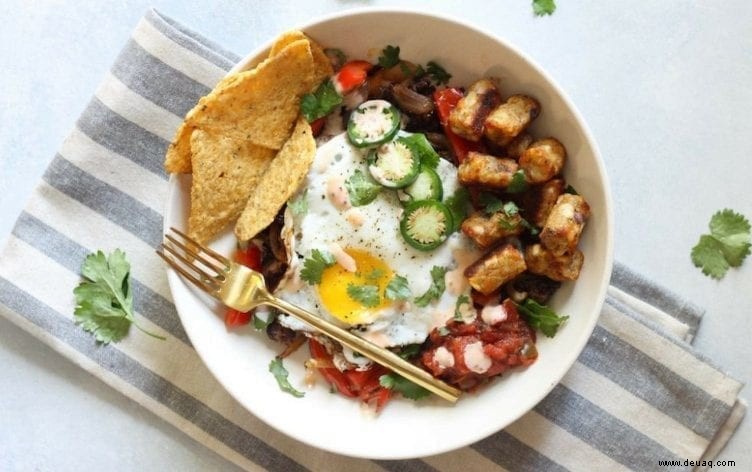 Southwestern Black Bean Breakfast Bowls 