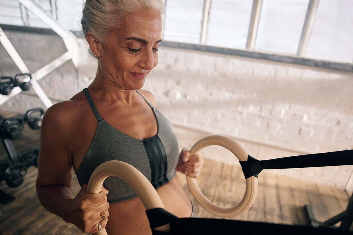Wie man Muskeln für Frauen aufbaut • Lernen Sie die Vorteile des Muskelwachstums kennen 