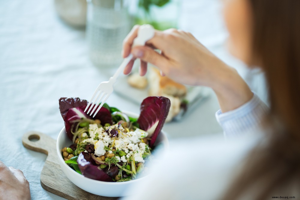 7 häufige Fehler, die Sie für ein gesundes Abendessen vermeiden sollten 