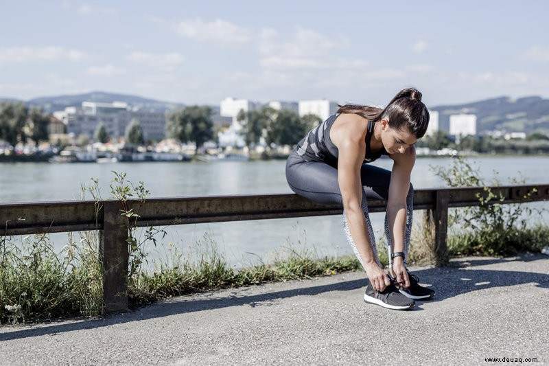 11 Möglichkeiten, selbst an den geschäftigsten Tagen in 5 Minuten Fitness zu trainieren 