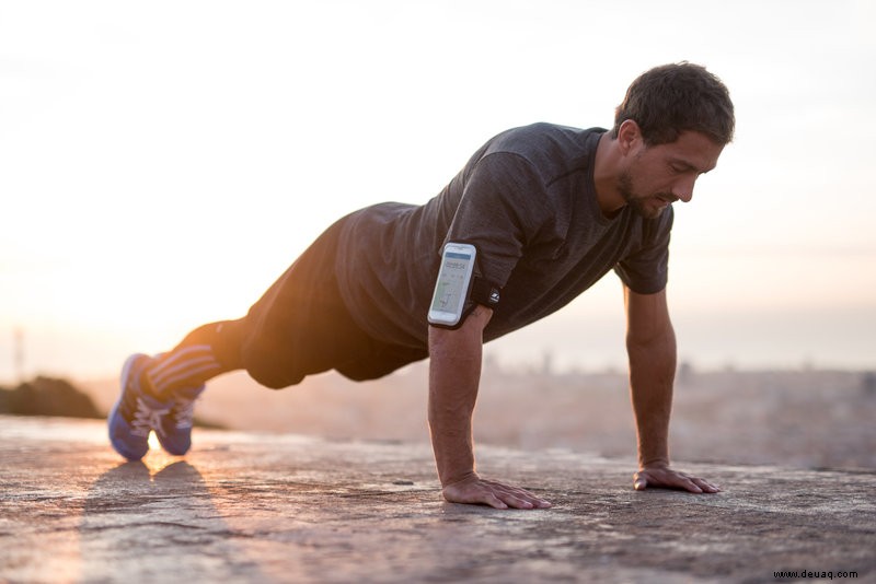 11 Möglichkeiten, selbst an den geschäftigsten Tagen in 5 Minuten Fitness zu trainieren 