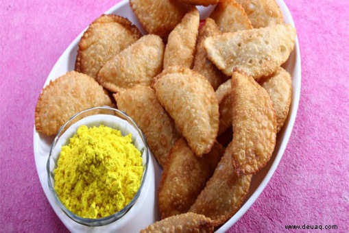 Namkeen Gujiya-Rezept 