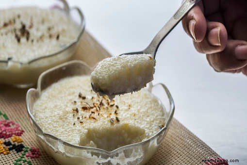 Zuckerrohr-Kheer (ohne Nüsse) Rezept 