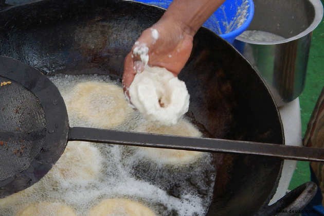 Ulundu Vada Rezept 