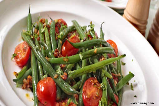 Grüne Bohnen mit Kirschtomaten Rezept 