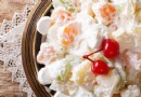 Pina Colada Obstsalat: Einfaches Rezept für tropischen Genuss