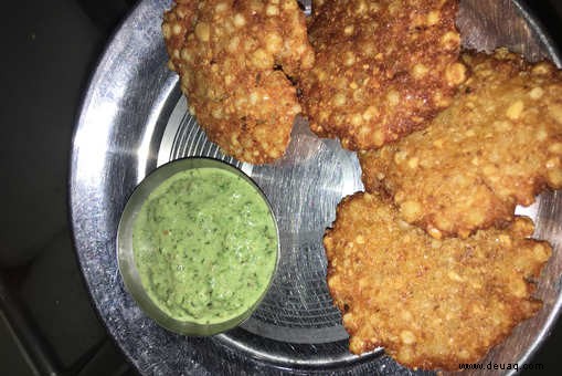 Sabudana Vada mit Mirchi Chutney Rezept 