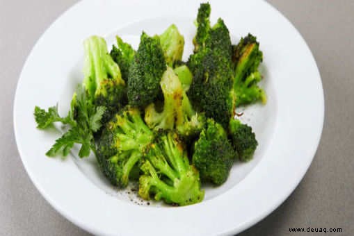 Rezept für Brokkoli-Pfanne mit Ingwer und Sesam 
