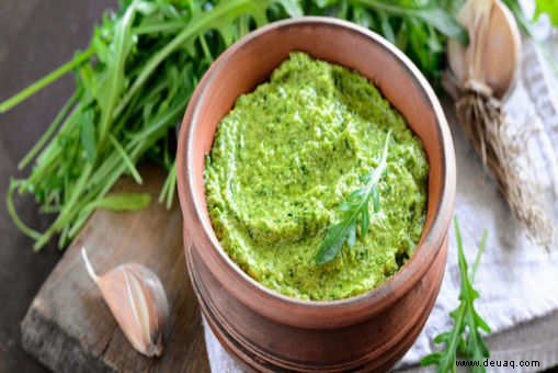 Rezept für Pesto mit Rucola und Rosmarin 