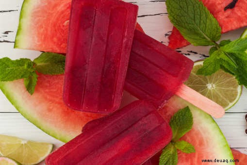 Rezept für Eis am Stiel mit Wassermelone und Minze 