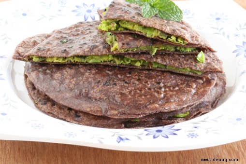 Gefülltes Ragi Paratha Rezept 