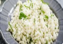 Blumenkohl-Couscous: Einfaches low-carb Rezept mit indischen Gewürzen