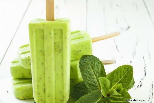 Rezept für Matcha-Grüntee-Joghurt-Eis am Stiel 