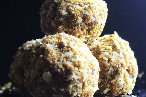 Gond Ke Laddoo Rezept 