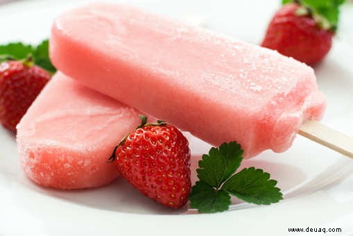 Rezept für Erdbeer-Buttermilch-Pops 