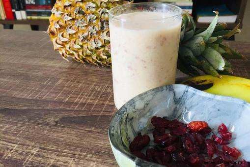 Bananen-Smoothie mit Ananas und Cranberry-Rezept 