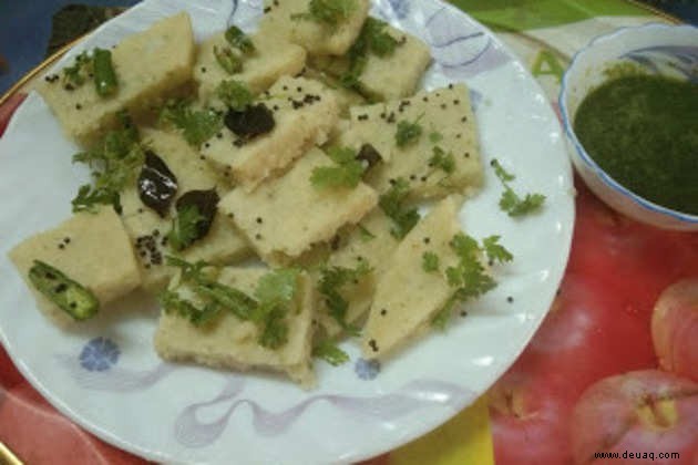 Sooji Dhokla Rezept 