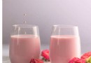 Authentisches Doodh Sharbat Rezept: Cremiges traditionelles Milchgetränk mit Rosenaroma