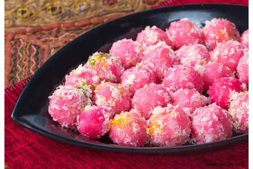 Kokosnuss-Rose-Ladoo-Rezept 