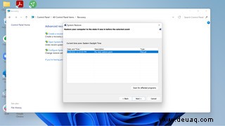 Windows 11-Grundlagen:So verwenden Sie die Systemwiederherstellung, um in der Zeit zurückzugehen 