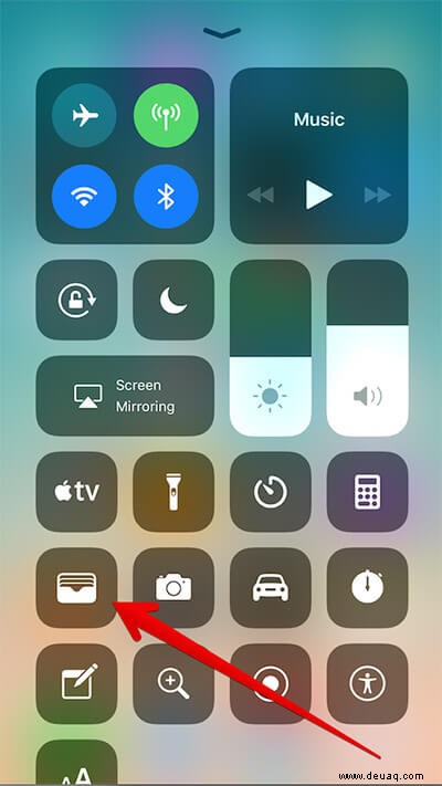 So greifen Sie über das Kontrollzentrum auf dem iPhone auf Wallet zu 