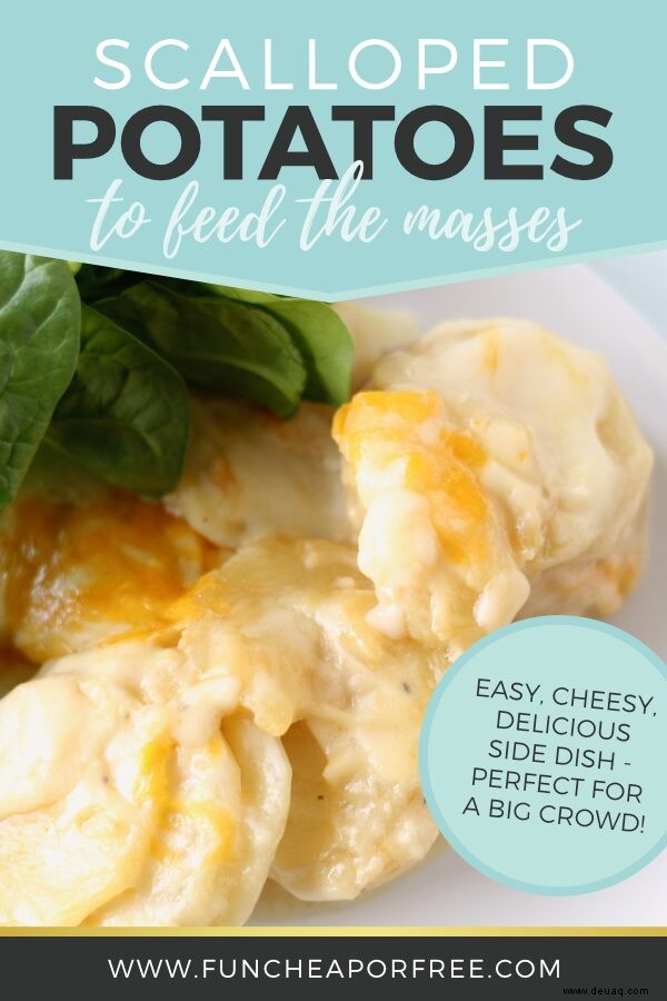Ein einfaches und käsiges Rezept für überbackene Kartoffeln, um die Massen zu ernähren! 