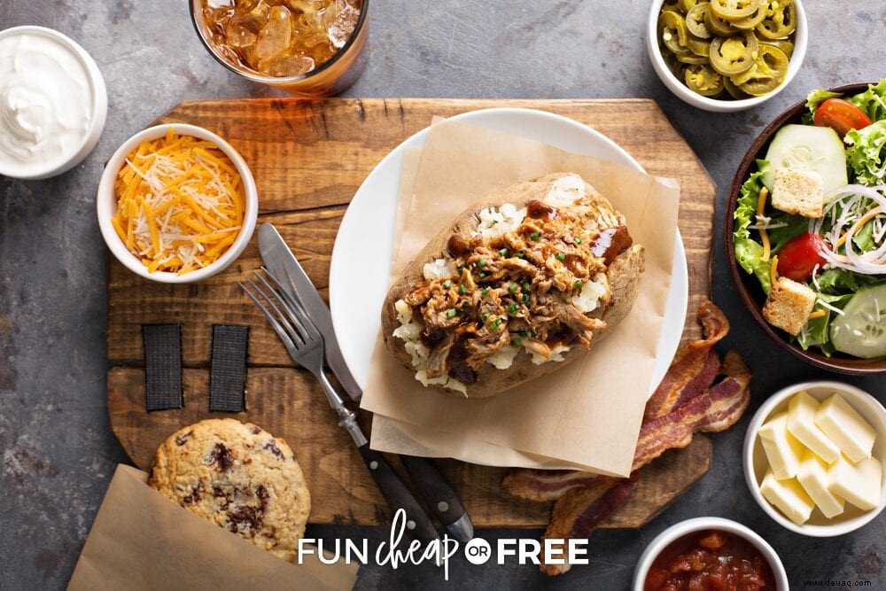 Easy Baked Potato Bar + Crock Pot Ofenkartoffeln! 