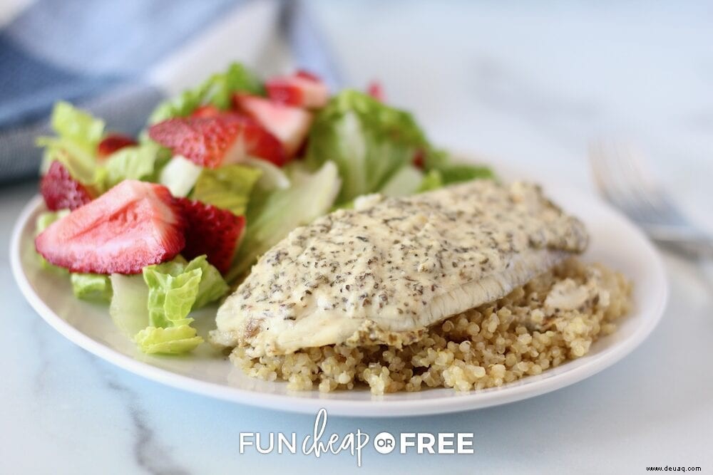 Gesundes und einfaches Rezept für erstickten gebackenen Tilapia! 