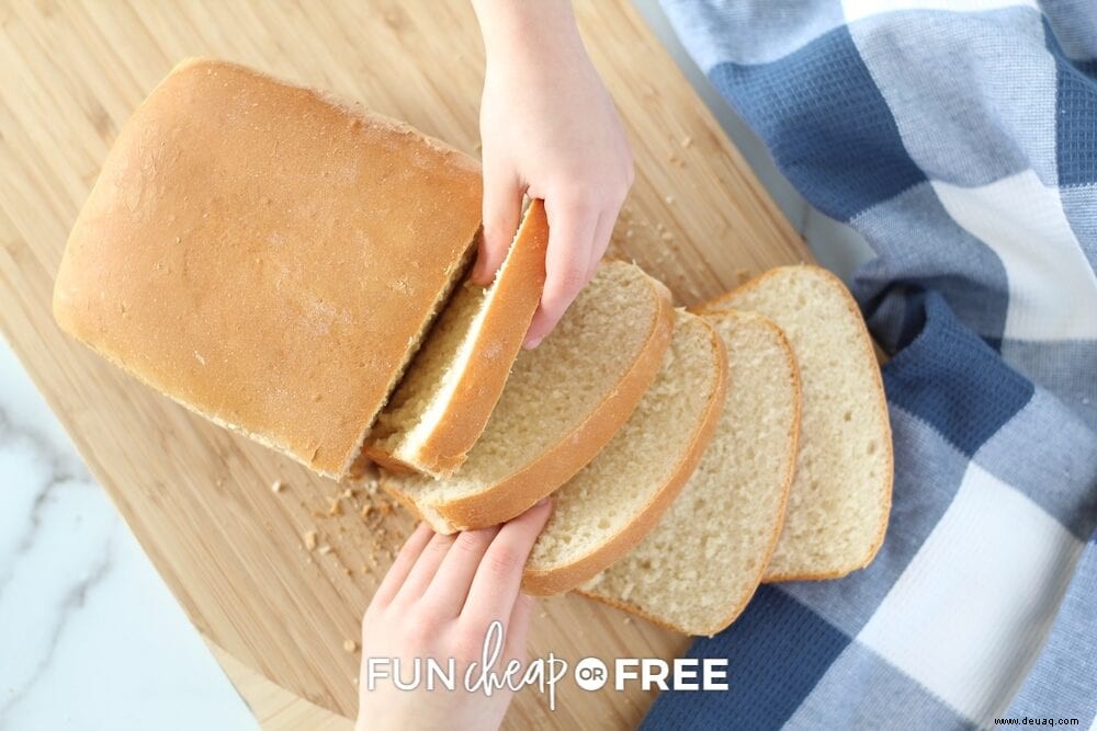 Wie man Brot backt – ein einfaches Brotrezept, das jeder machen kann! 
