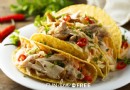 Einfaches Hühnchen-Taco-Rezept + 9 Möglichkeiten, die Reste zu verwenden! 