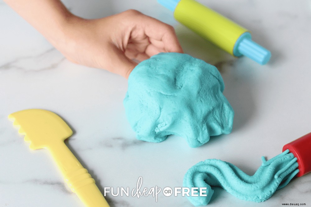 Ein Kool-Aid Playdough-Rezept, das Ihre Kinder lieben werden 