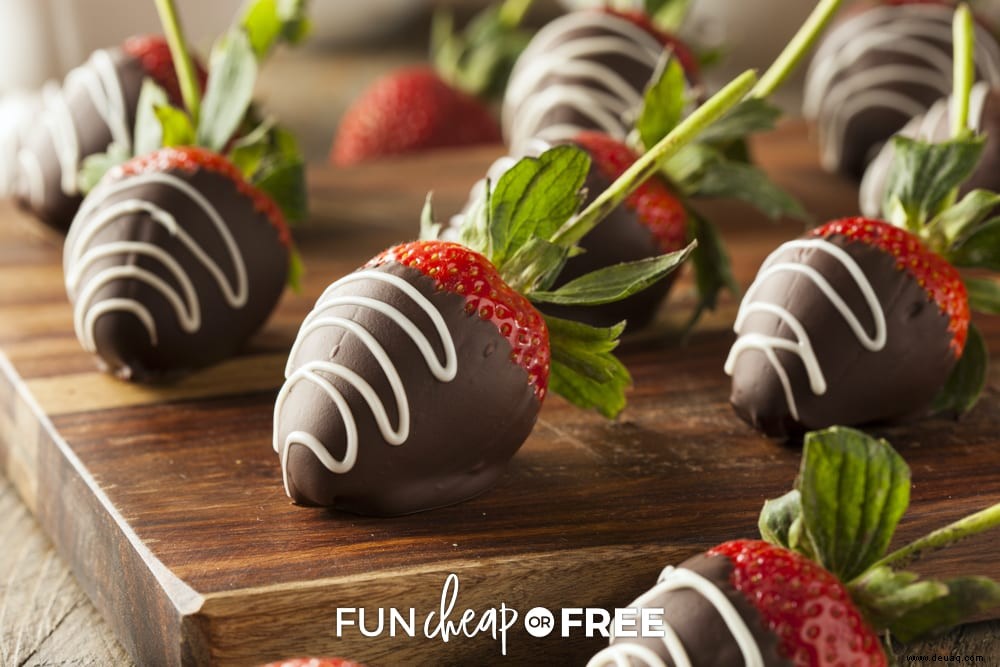 Wie man mit Schokolade überzogene Erdbeeren macht – SO Einfach &SO VERDAMMT GUT! 