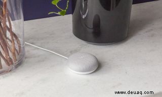 So richten Sie den Google Home Mini ein 