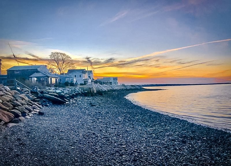 18 einzigartige Airbnbs in Rhode Island:Strandhäuser + Ferienwohnungen 