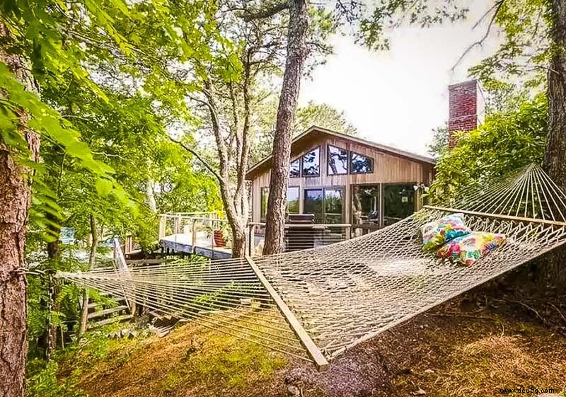 17 einzigartige Airbnbs in Cape Cod:Hütten, Baumhäuser + Luxusunterkünfte 