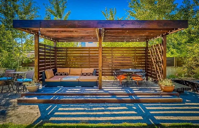 15 coolste Airbnbs in Colorado:Wunderschöne Baumhäuser, Hütten + Lodges 