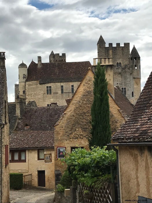 Château de Beynac und Sehenswürdigkeiten in der Dordogne 